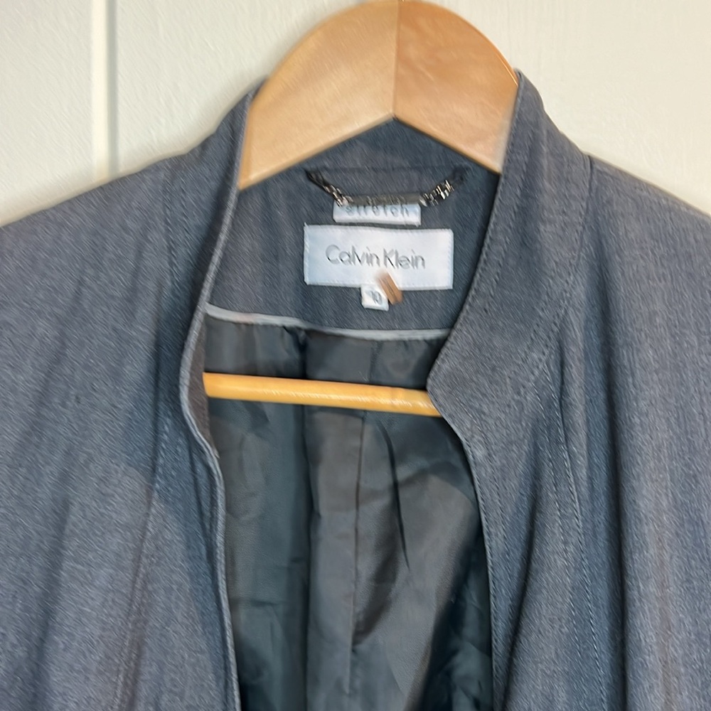 Elegant navy blue Calvin Klein blazer - excellent condition - Picture 2 of 8